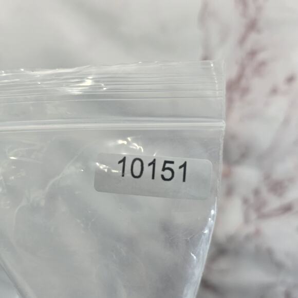 J Jill Shirt Womens XL Blue Floral Pattern V Neck Wearever Tee T Pleated Half - Picture 11 of 11